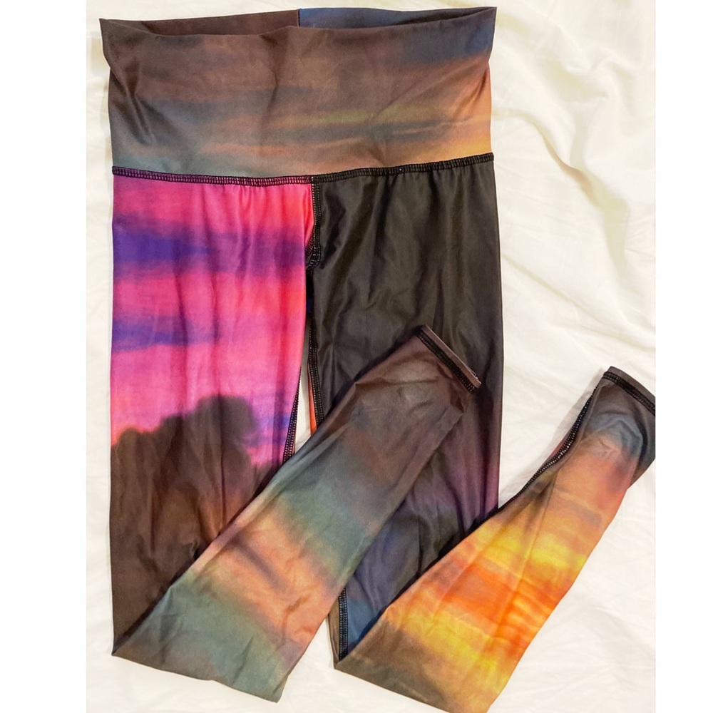 Teeki yoga pants